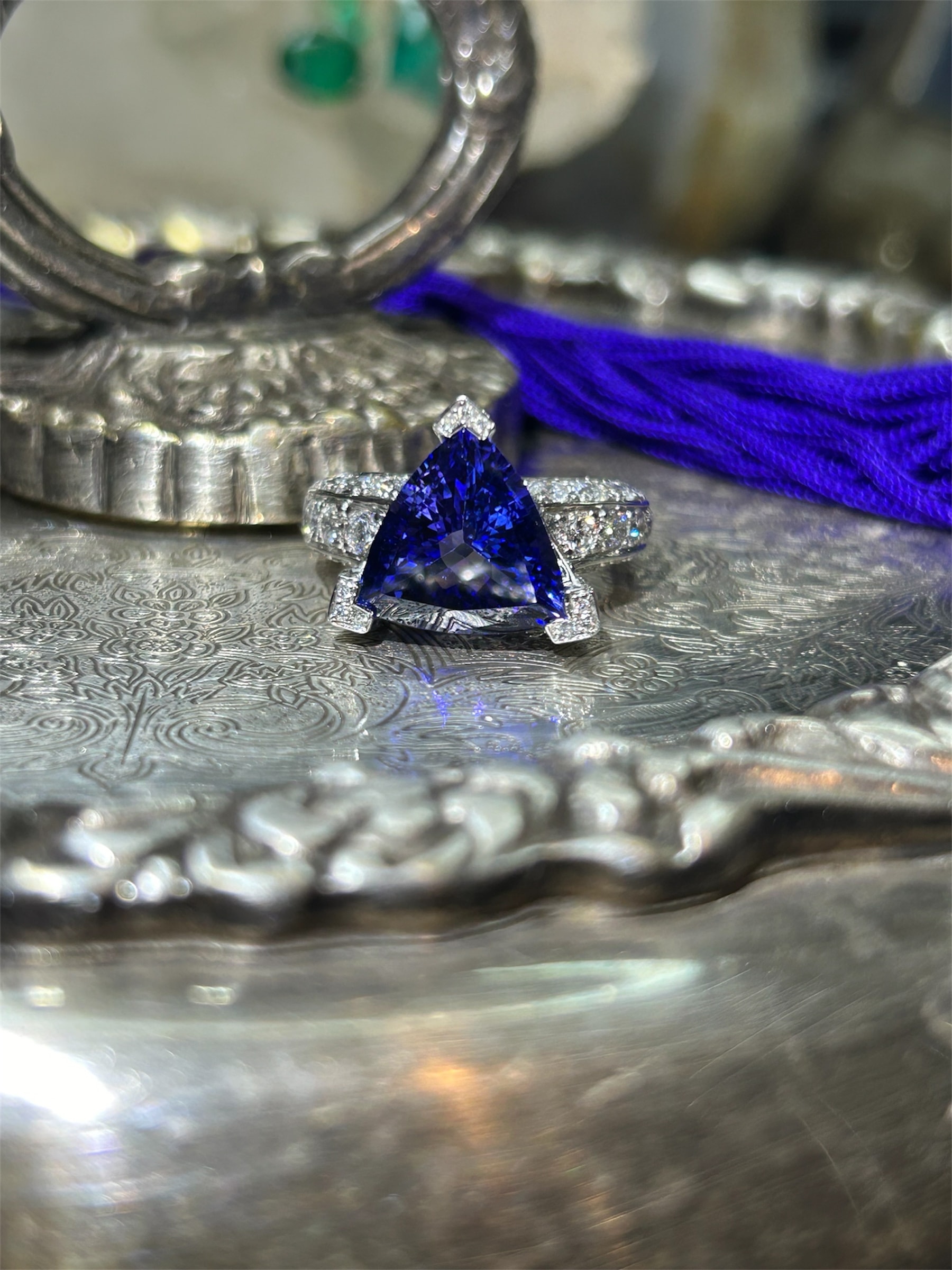 Triangular brilliant tanzanite ring